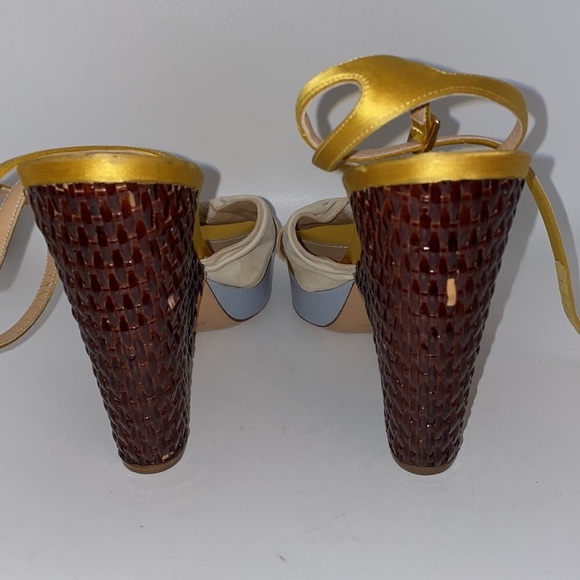 Salvatore Ferragamo wedge sandals size - 10 - Picture 5 of 12